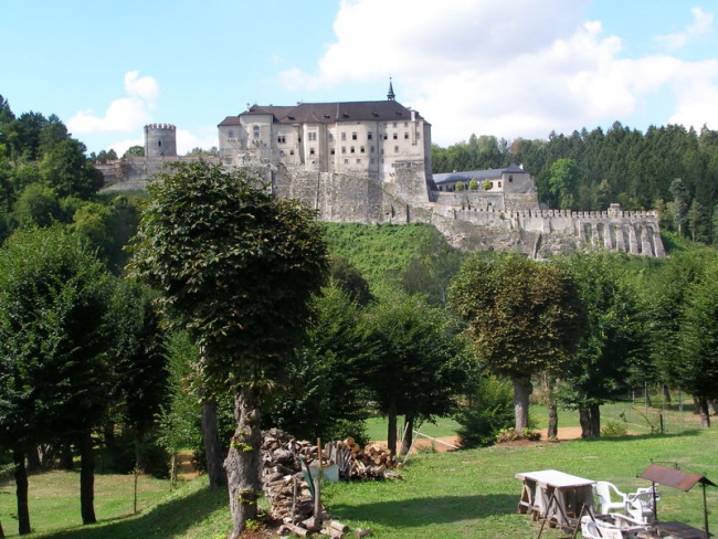 107-30-012xxxCeskyxSternberk.JPG