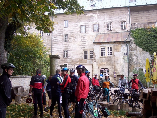 142-58-08_houskax018.jpg