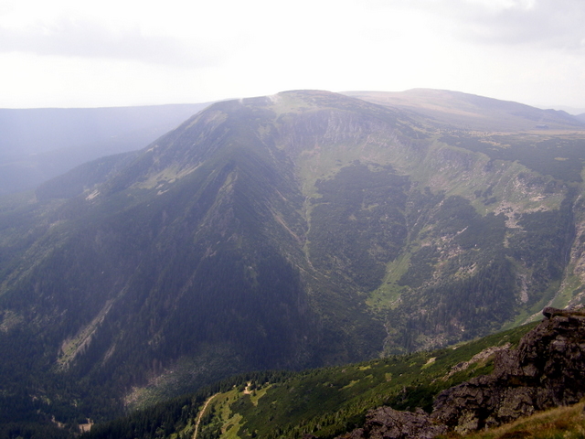 207-30-P8142971.JPG