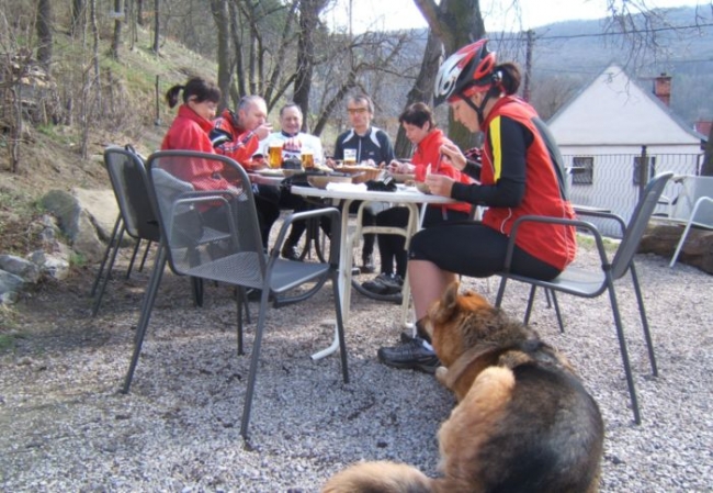 Autor: Iva Bergerová 250-12-07xvxrestauracixvxHostine.jpg