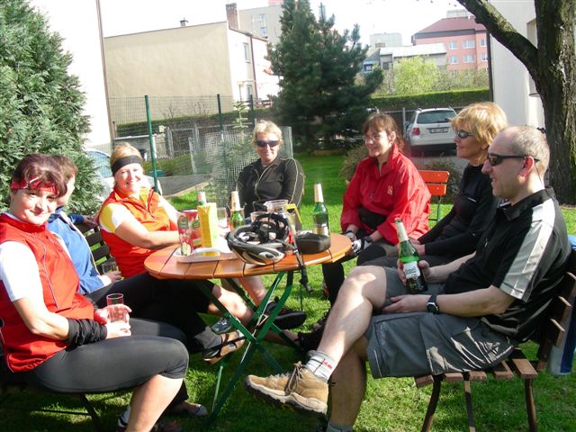 Autor: Iva Bergerová 255-12-09xobcerstvenixixMivhaluxnaxzahradex017.jpg