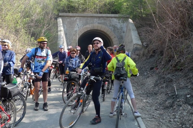 Autor: Míla Hrdličková 257-58-2010_04_24_Prazske_parkyx018.jpg