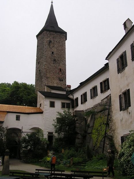 29-58-HradxRostejn.jpg