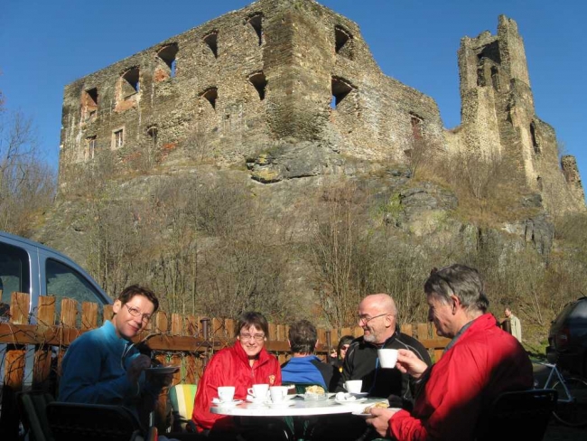 Autor: Josef Majdák 301-142-Zricenina_y.jpg