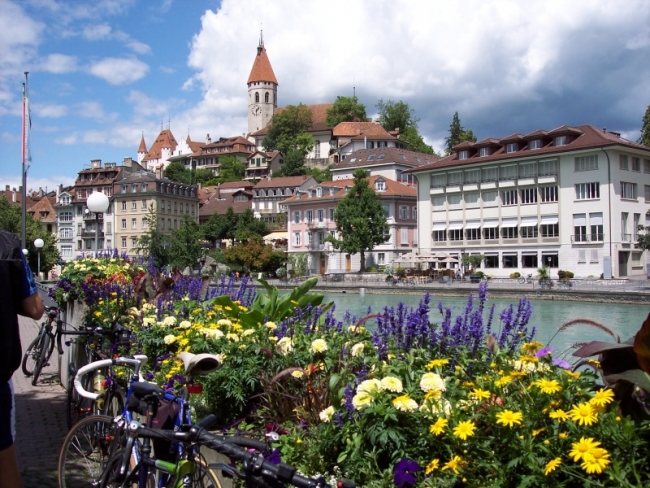 327-110-09_bern_mike_001.jpg