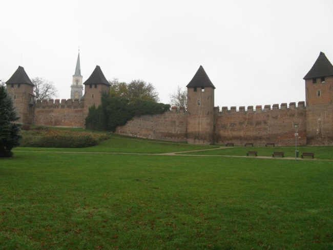 438-12-04xHradbyxvxNymburce.JPG