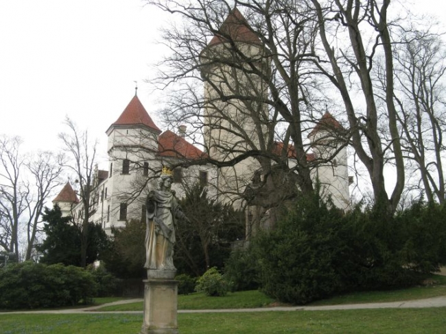 626-12-08xKonopiste.JPG